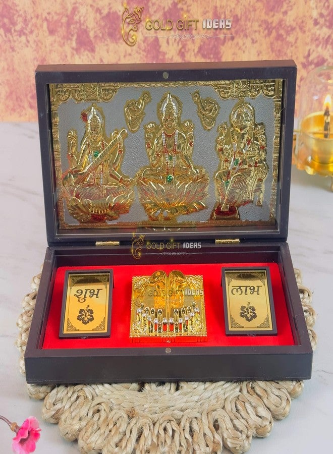 GoldGiftIdeas إطار صور GoldGiftIdeas مطلي بالذهب عيار 24 قيراط لاكشمي غانيشا ساراسواتي مع صندوق شاران بادوكا، مومنتو خشبي من LGS كهدية إرجاع (نحت Shubh Labh)، هدايا الانتقال لمنزل جديد - Image 2